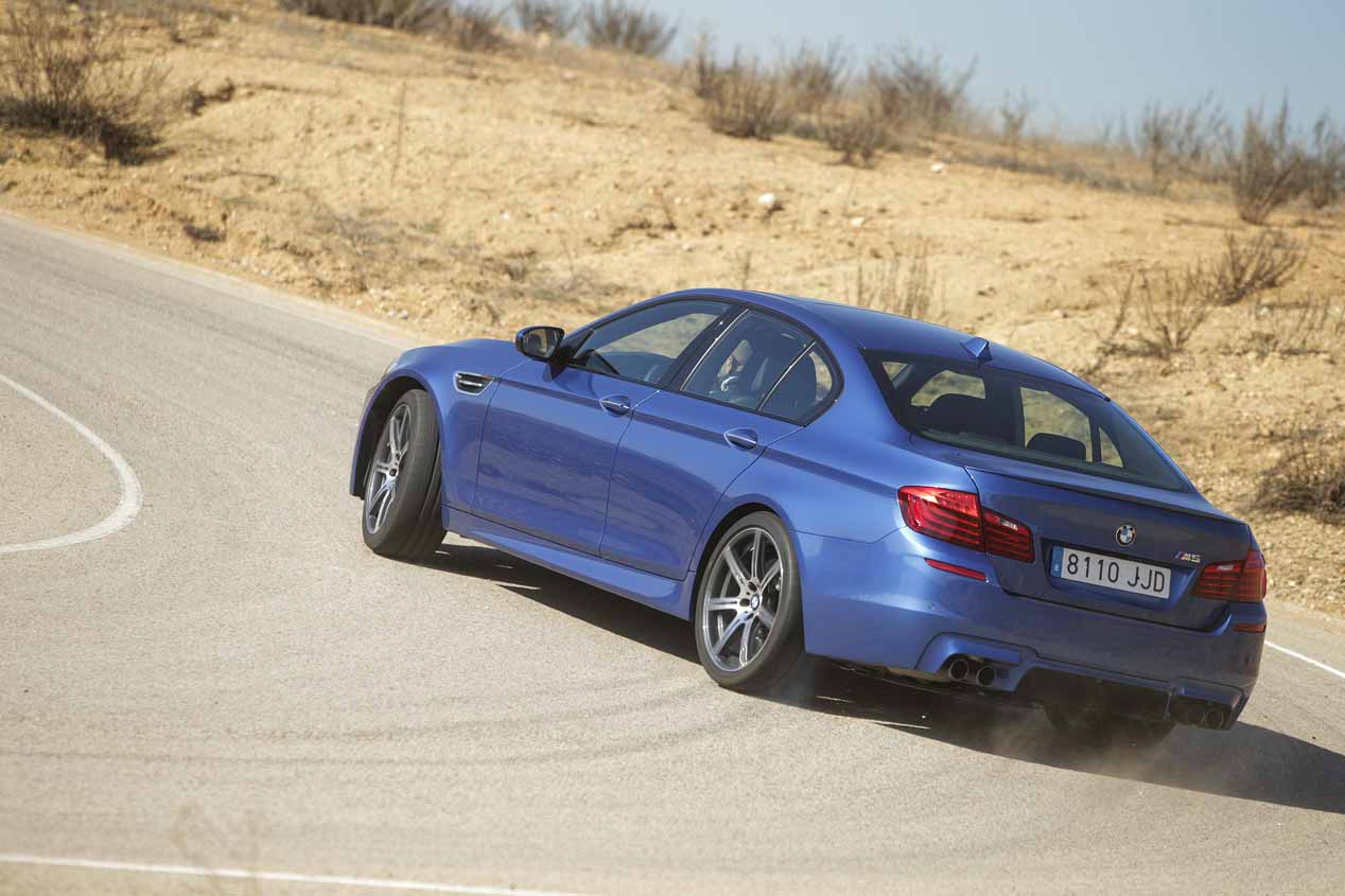 BMW M5 y Lexus GS F, a prueba