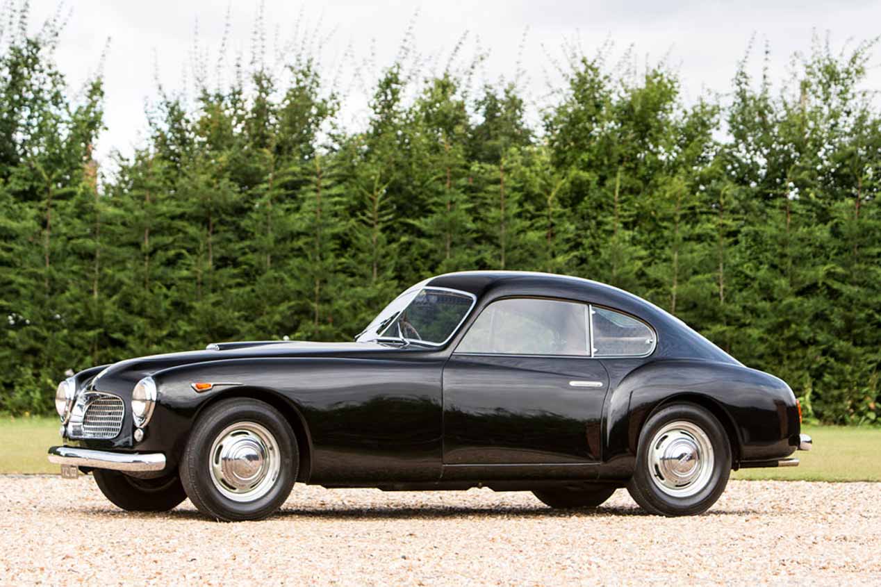 Ya a la venta el Ferrari más antiguo del Reino Unido