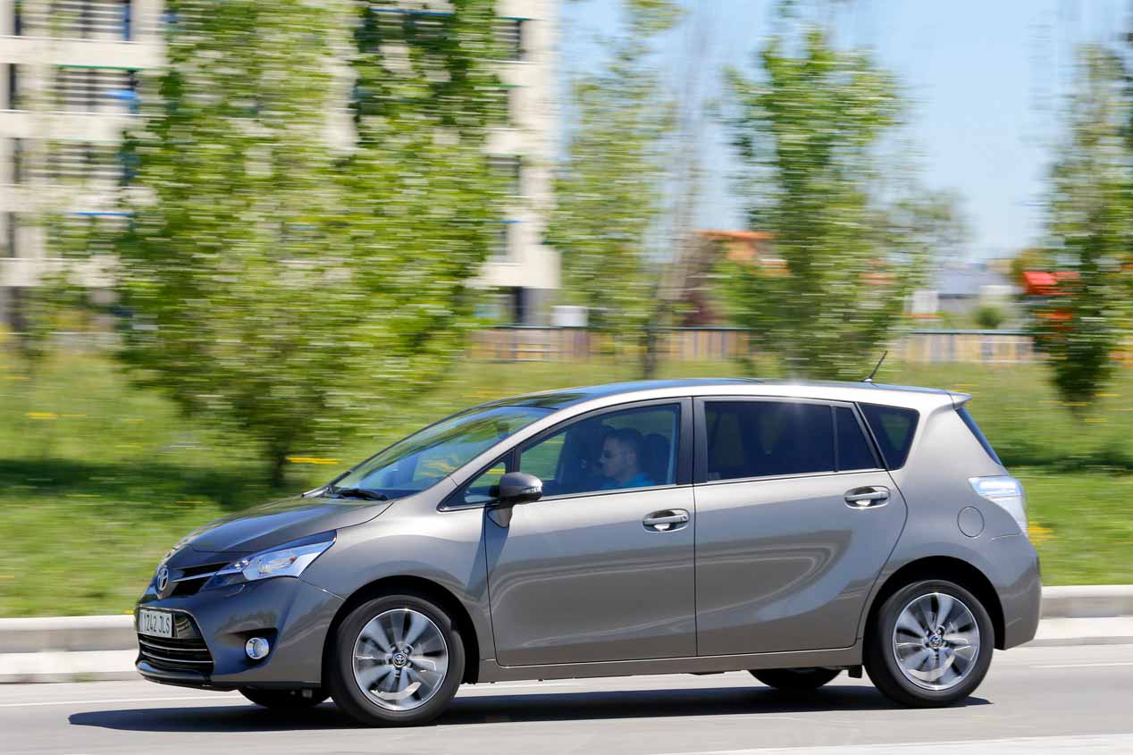 BMW 216d Gran Tourer y Toyota Verso 115D, en busca del mejor familiar