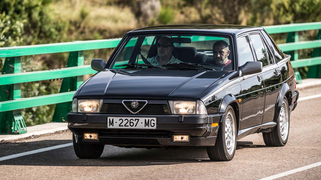Alfa Romeo 75 V6 QV, un clásico inolvidable