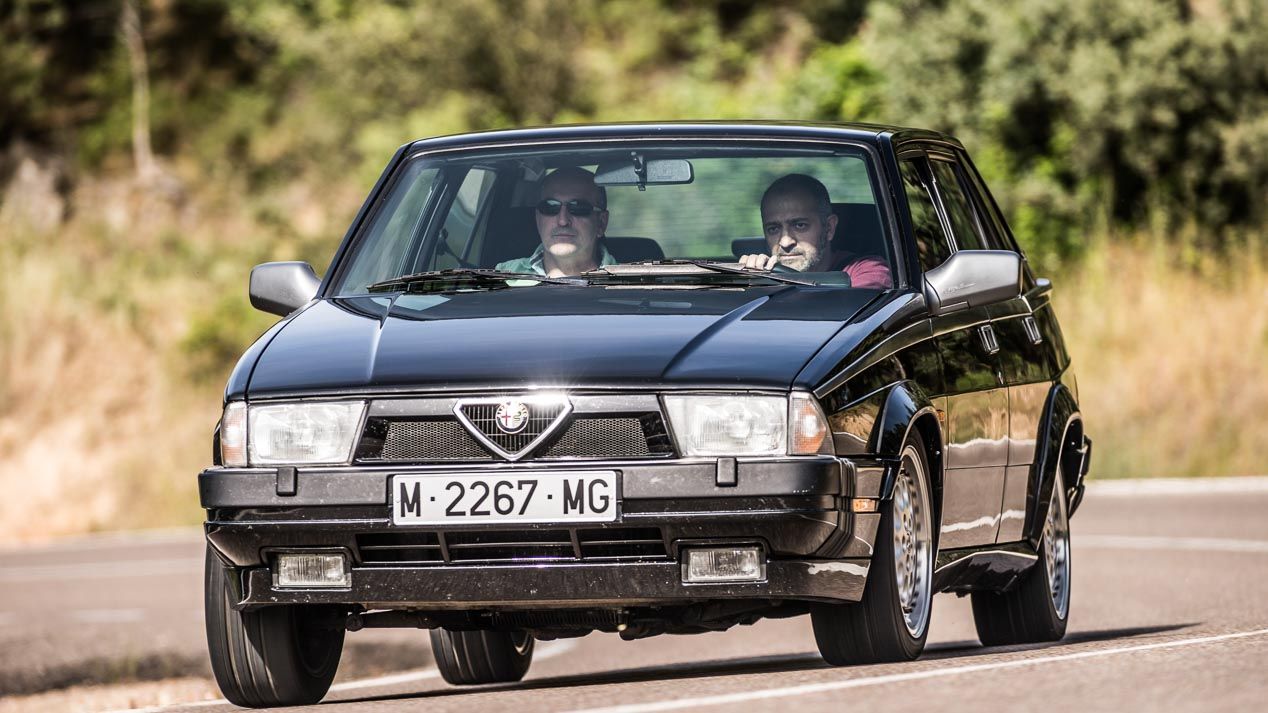 Alfa Romeo 75 V6 QV, un clásico inolvidable