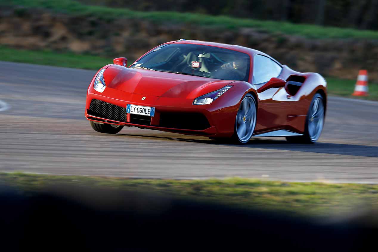 11 coches deportivos a prueba: imágenes