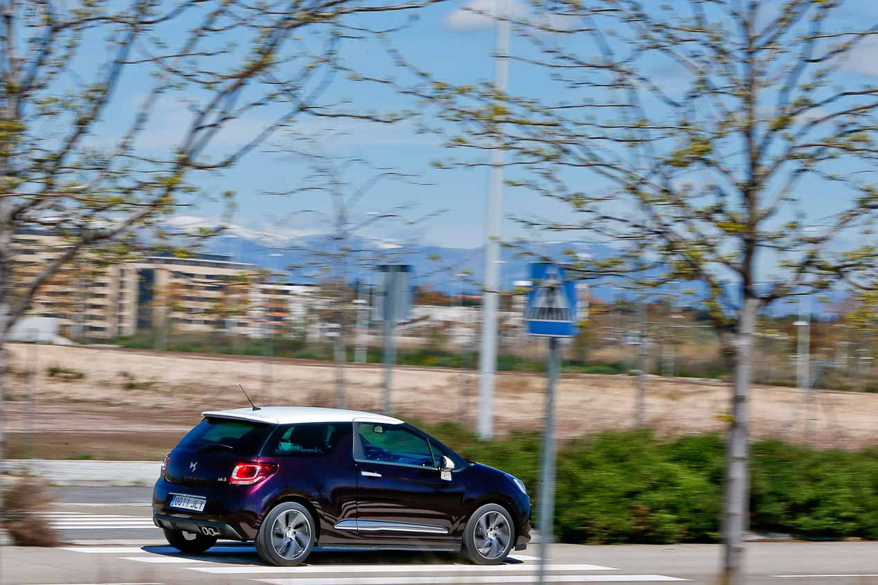 Volkswagen Beetle Cabrio y DS 3 Cabrio