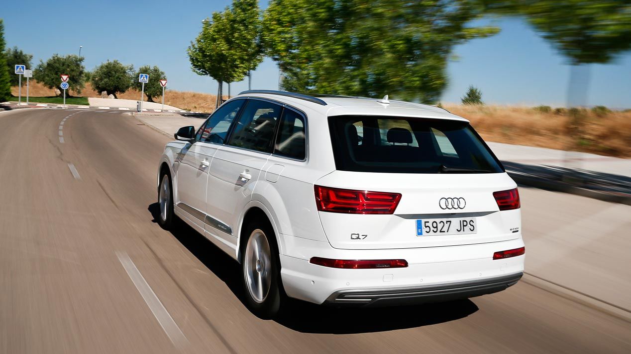 Audi Q7 e-tron quattro