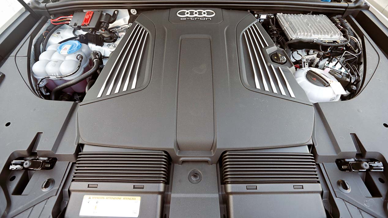 Audi Q7 e-tron quattro