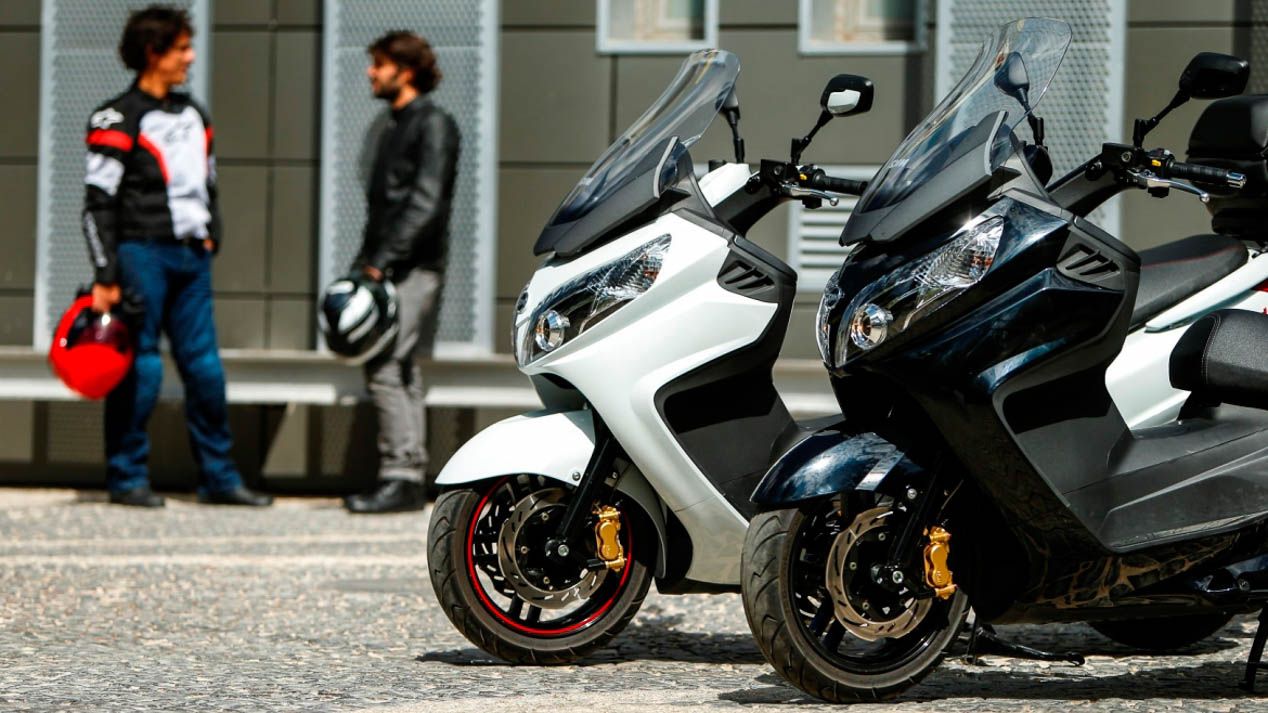 Dos scooter alternativas al coche. SYM Maxsym 400i y 600i