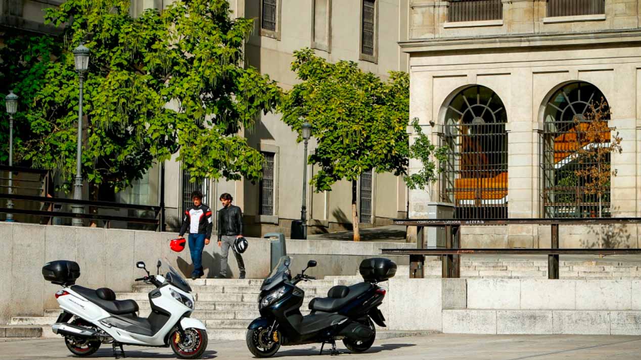 Dos scooter alternativas al coche. SYM Maxsym 400i y 600i
