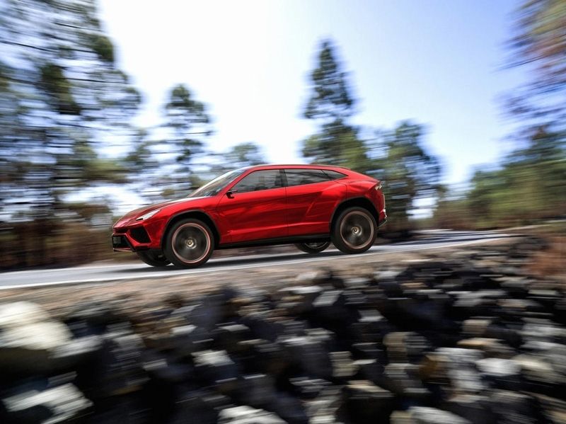 Lamborghini Uros, el toro en formato SUV, a la venta en 2018