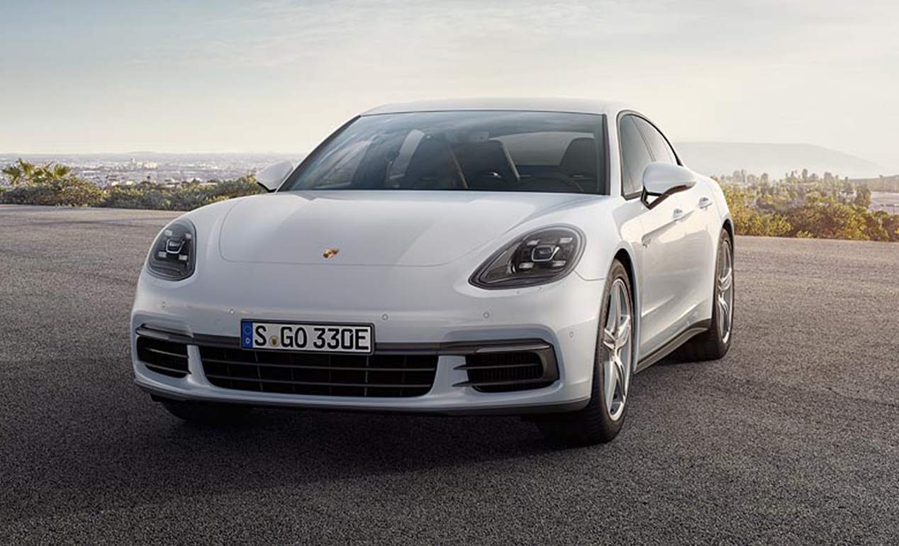 Porsche Panamera 4 E-Hybrid: estreno en el Salón de París