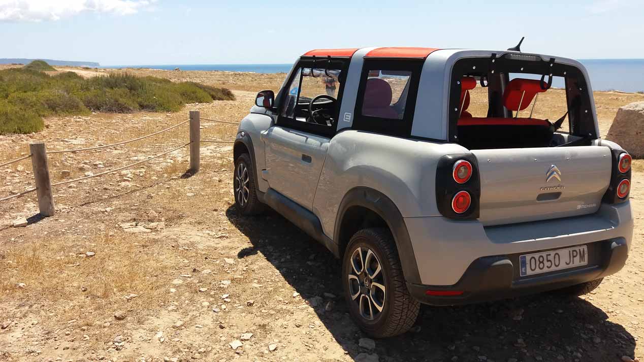 Con el nuevo Citroën e-Mehari por la isla de Formentera