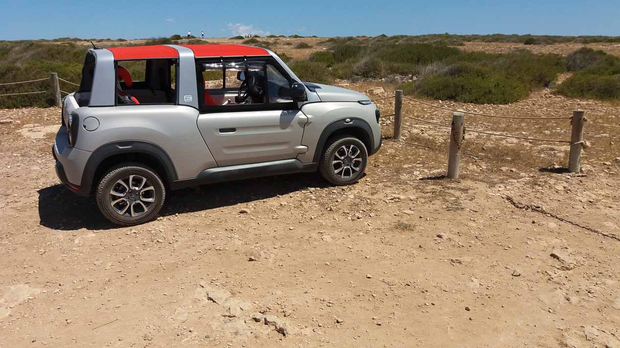 Con el nuevo Citroën e-Mehari por la isla de Formentera