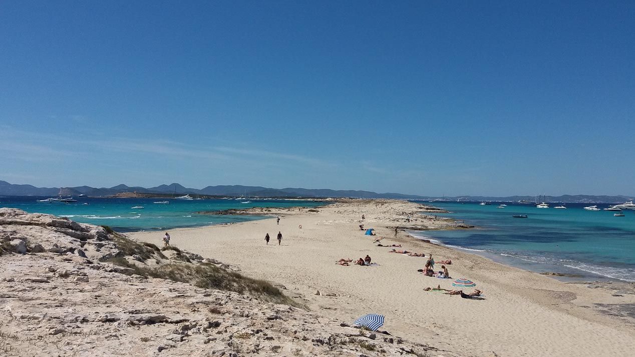 Con el nuevo Citroën e-Mehari por la isla de Formentera