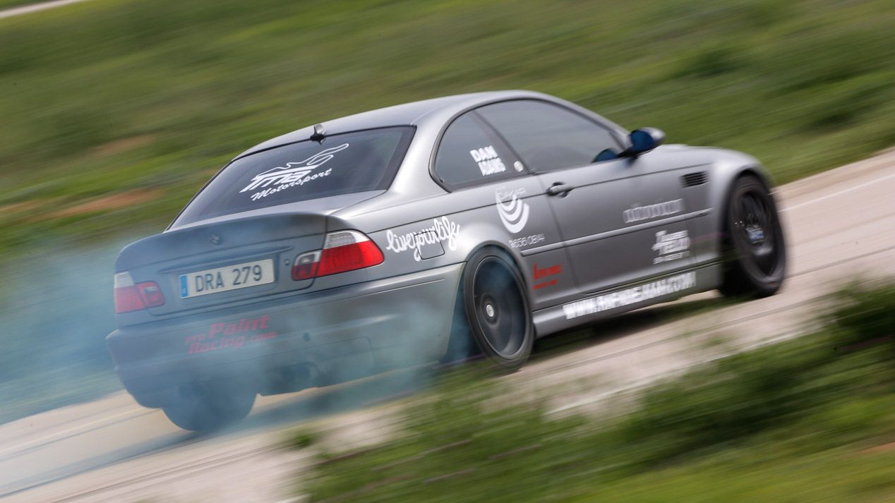 Duelo BMW M3 vs M2 entre Dan Adams y Autopista