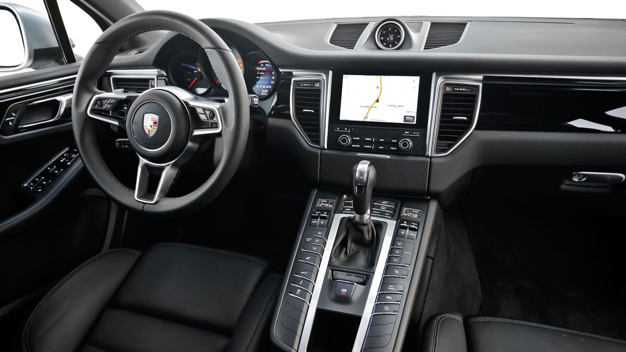Jaguar F-Pace frente a Porsche Macan, SUV deportivos