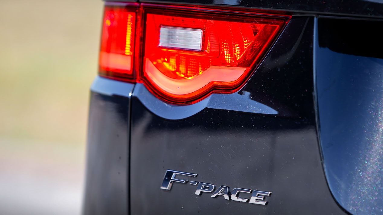 Jaguar F-Pace frente a Porsche Macan, SUV deportivos