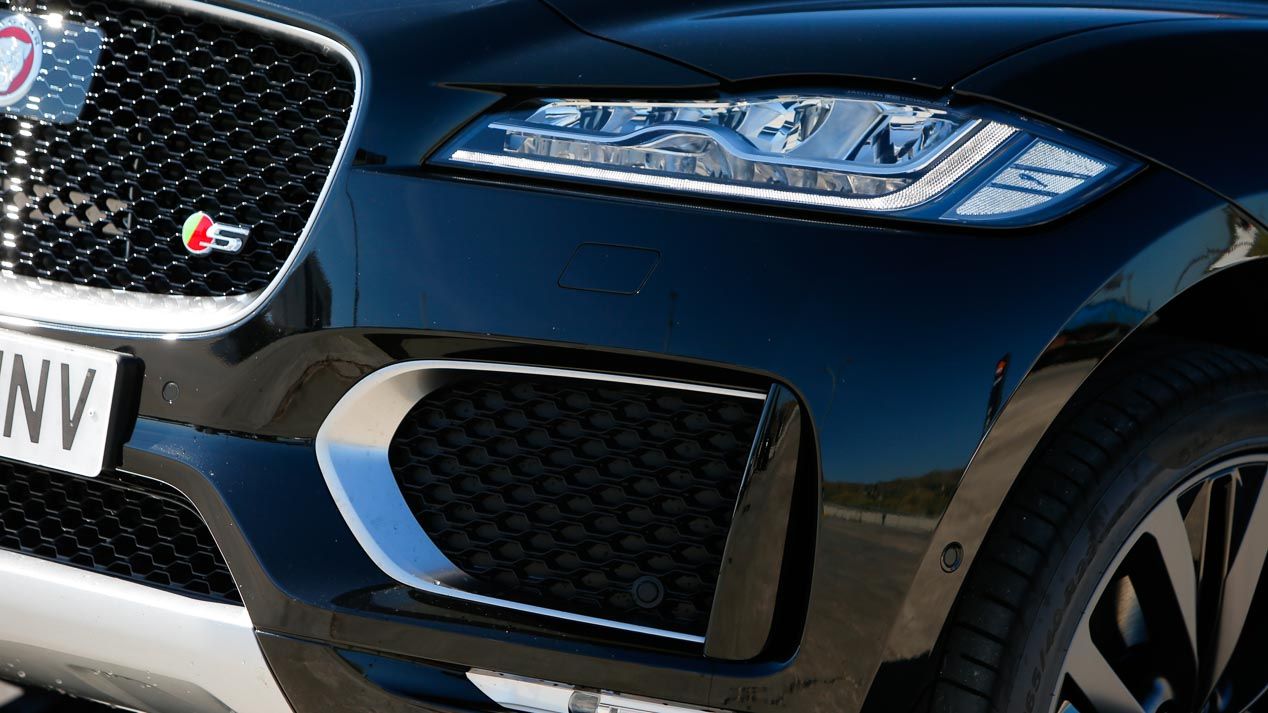 Jaguar F-Pace frente a Porsche Macan, SUV deportivos