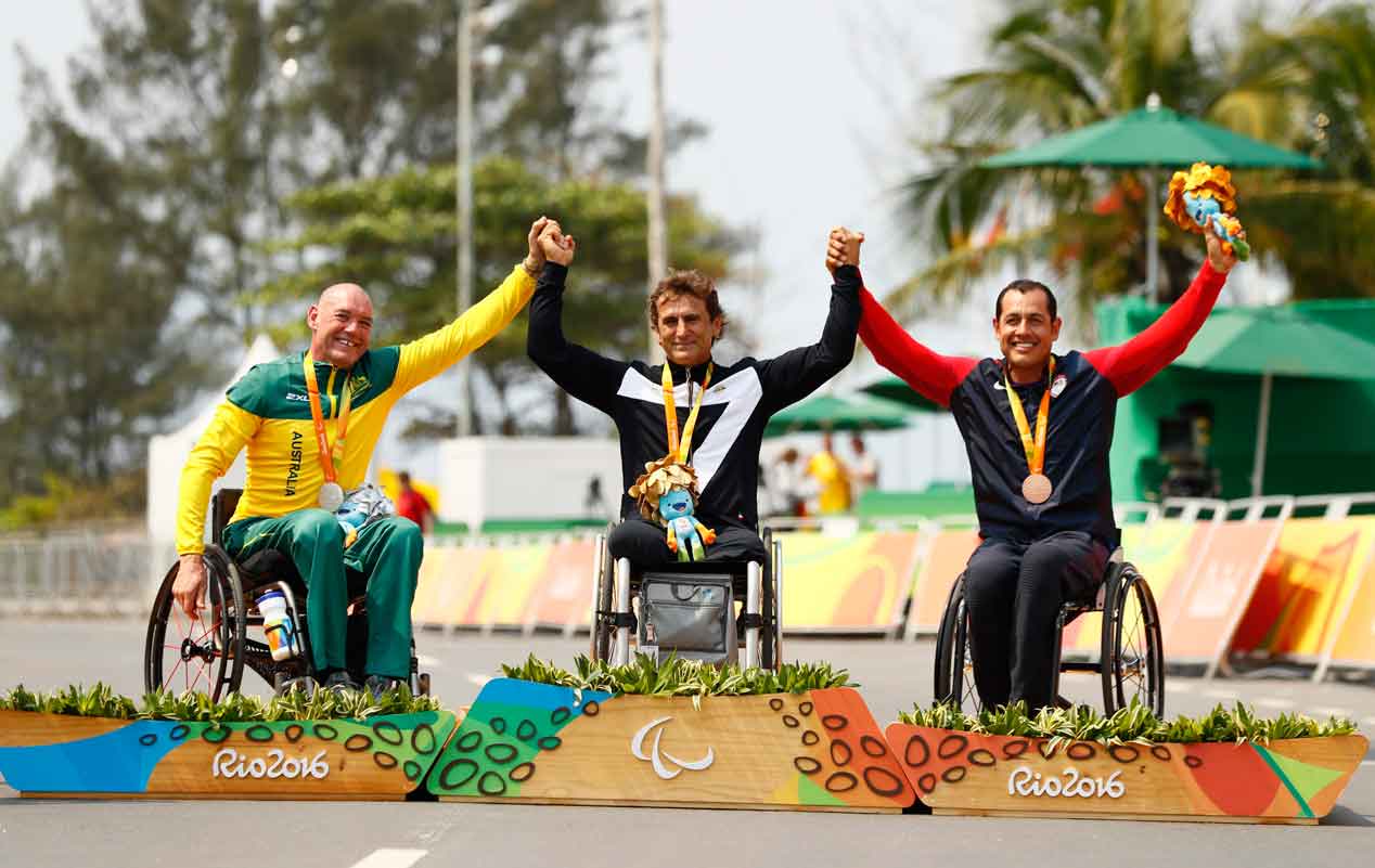 Zanardi, el expiloto que se pasó a los Juegos Paralímpicos, sigue ganando
