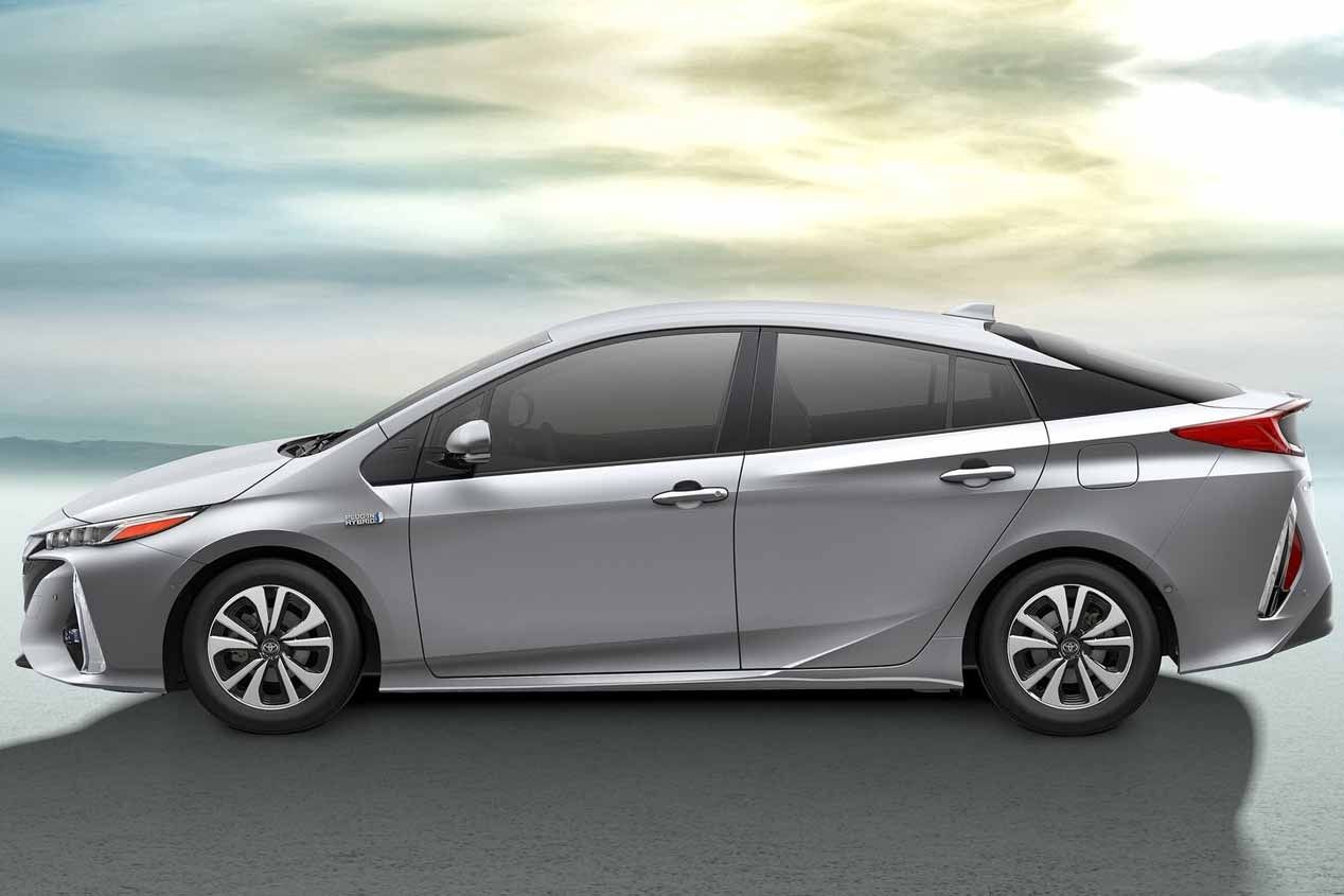 Toyota Prius enchufable 2017 en el Salón de París