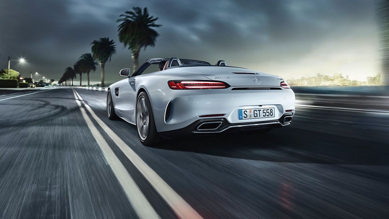 Mercedes AMG GT y GT C Roadster, de striptease en el Salón de París
