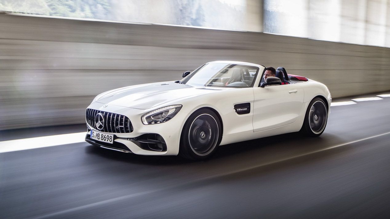 Mercedes AMG GT y GT C Roadster, de striptease en el Salón de París