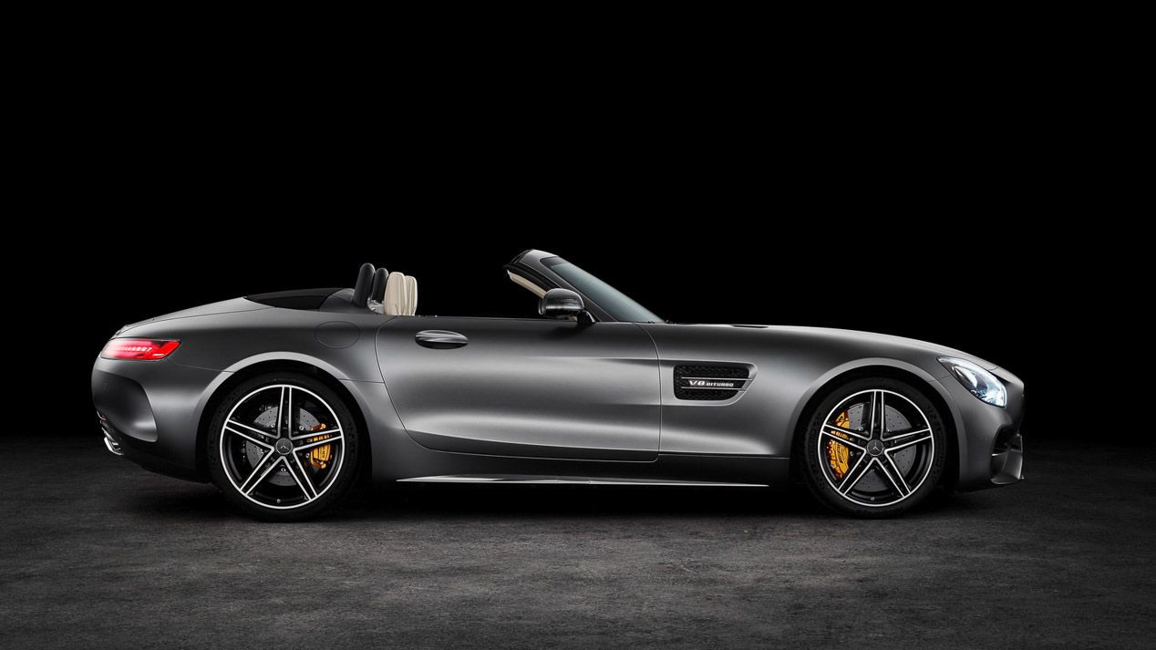 Mercedes AMG GT y GT C Roadster, de striptease en el Salón de París