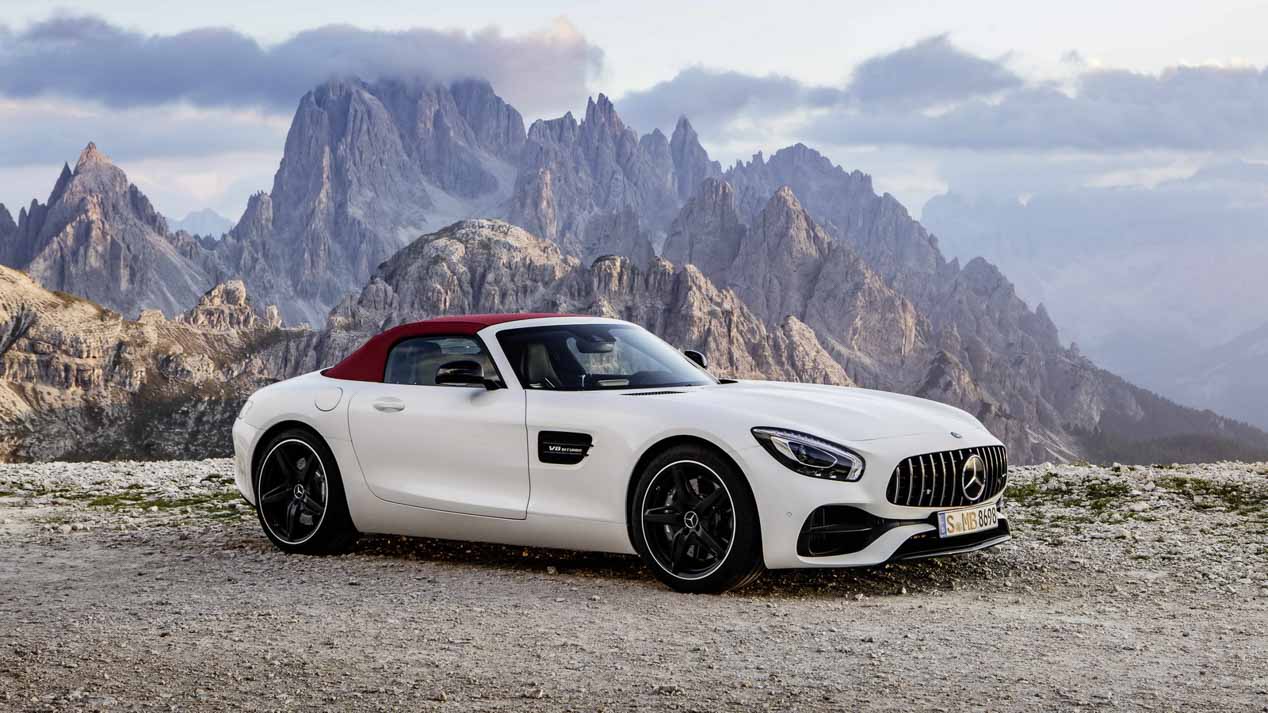 Mercedes AMG GT y GT C Roadster, de striptease en el Salón de París
