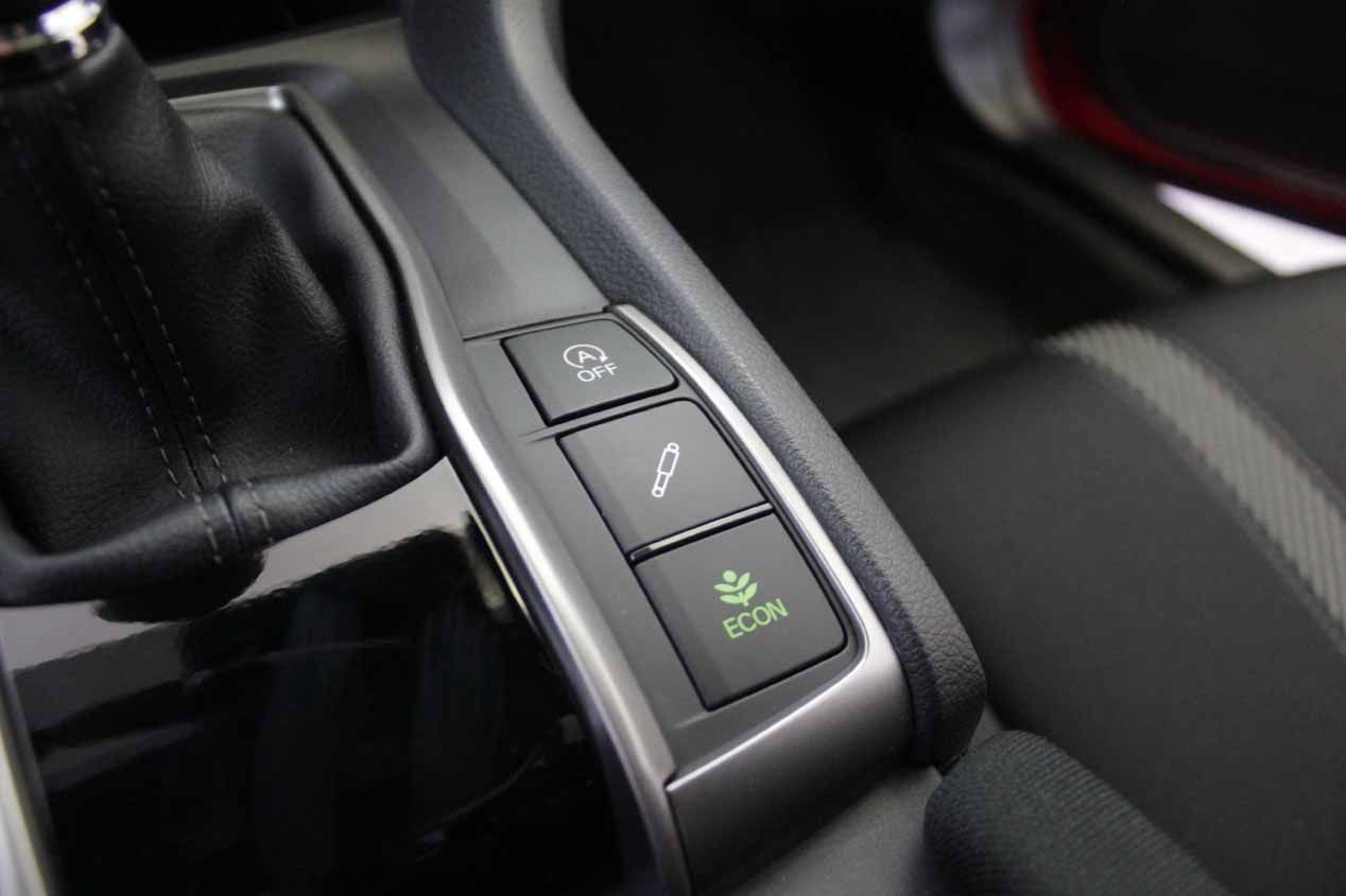 Honda Civic 2017: más largo, más ancho, más bajo