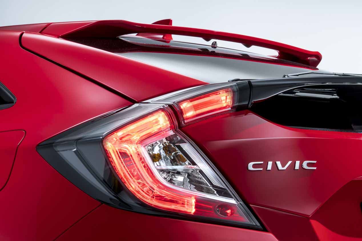 Honda Civic 2017: más largo, más ancho, más bajo