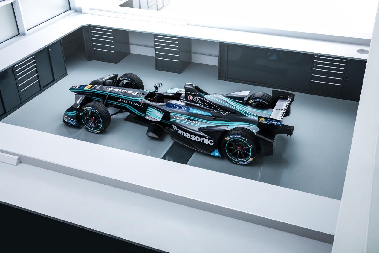 Jaguar regresa al mundo de la competición