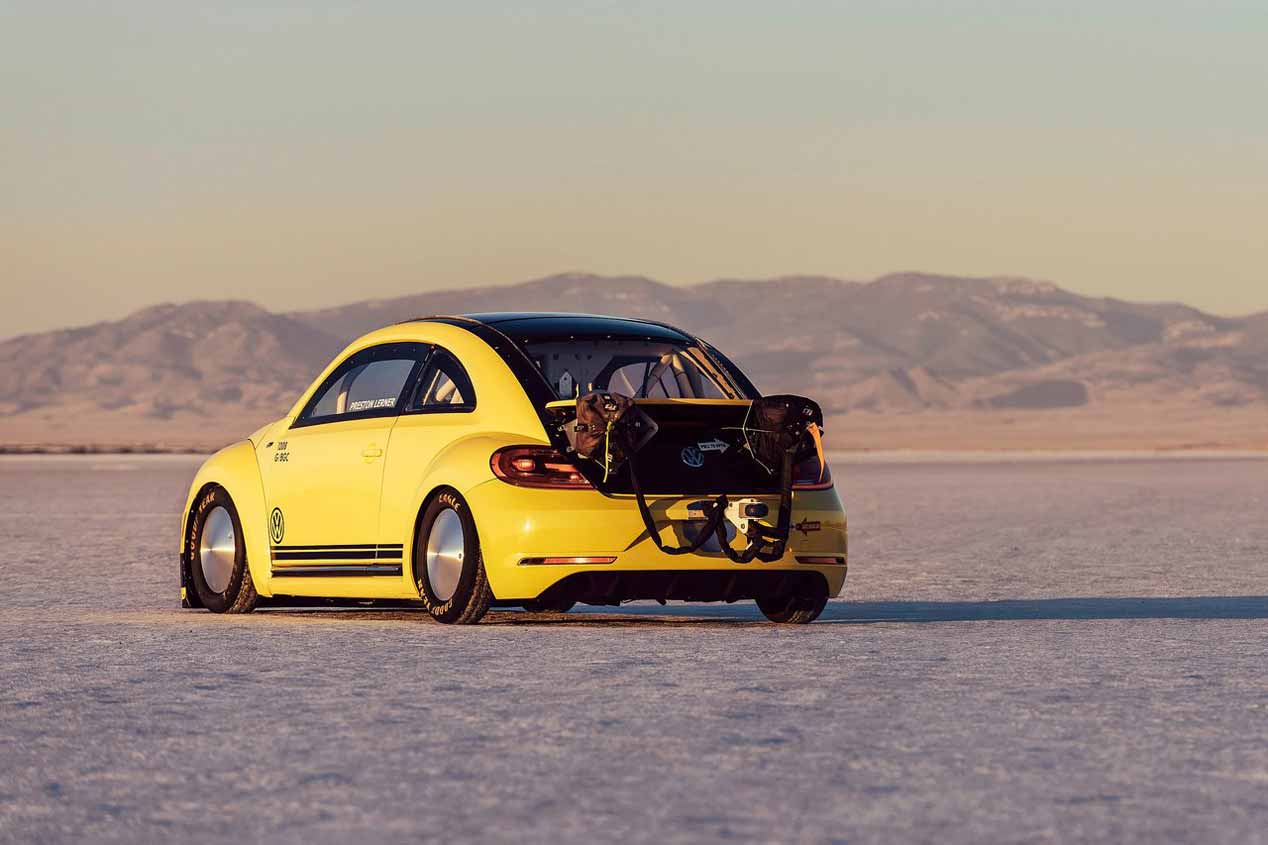 Un Volkswagen Beetle a más de 330 km/h