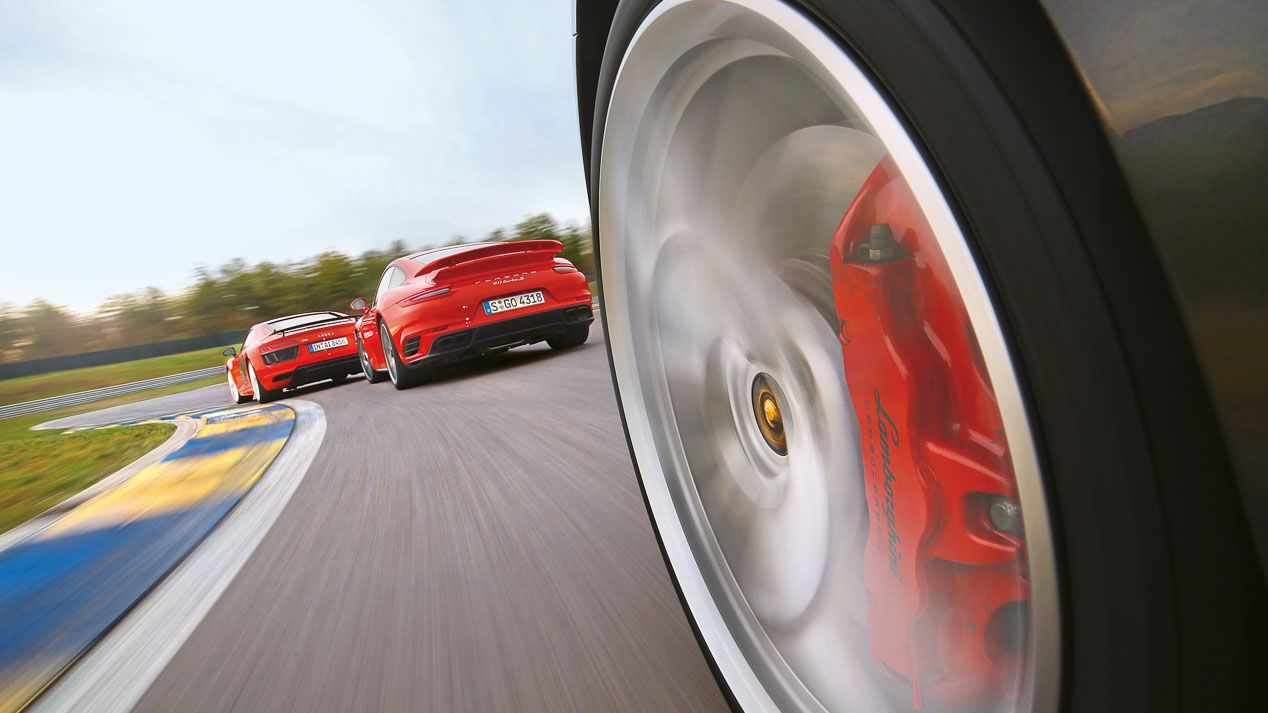 Porsche 911 Turbo S, Lamborghini Huracan V10 y Audi R8 V10 Plus