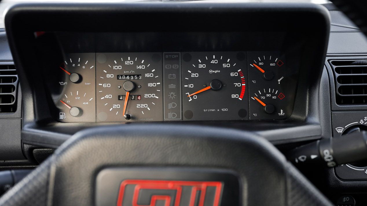 Clásicos de leyenda: Peugeot 205 GTi y Rallye