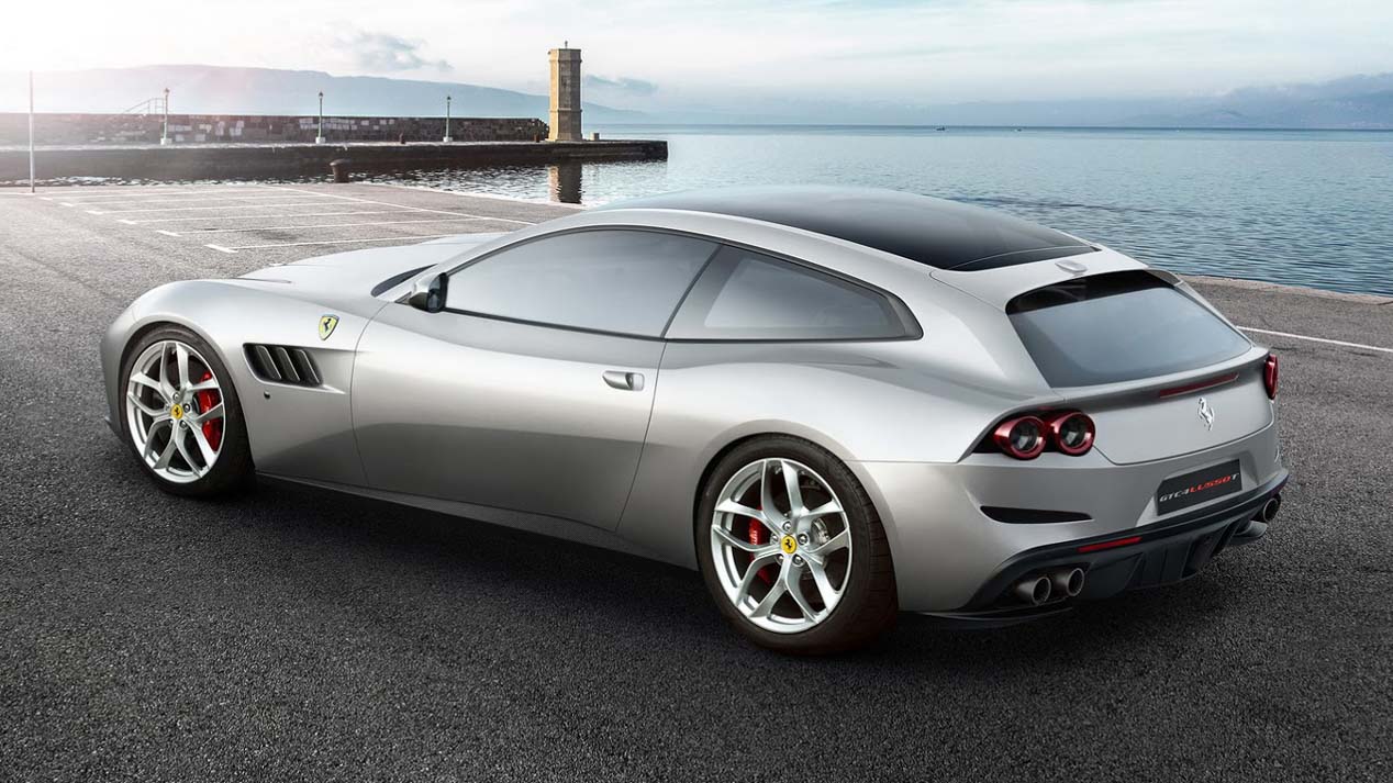 Ferrari GTC4 Lusso T, con Turbo y sin tracción total para París