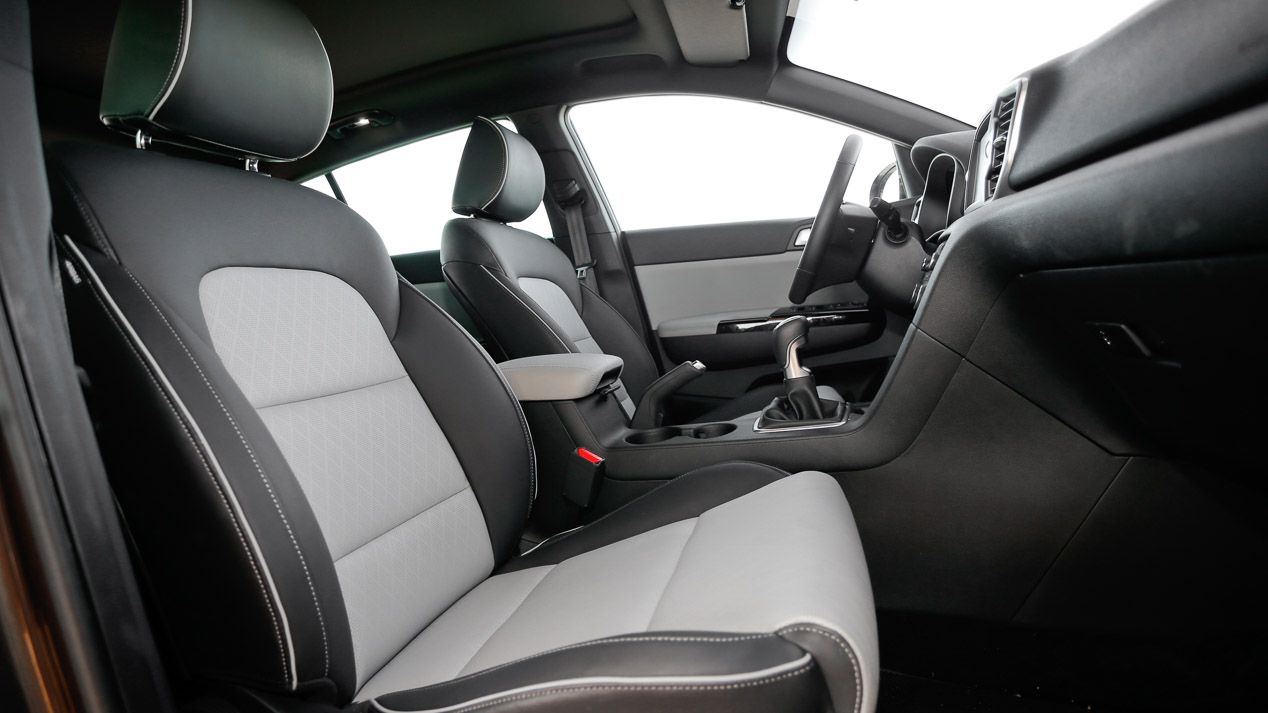 Duelo SUV Kia Niro – Kia Sportage: qué me conviene ¿Hibrido o Diesel?