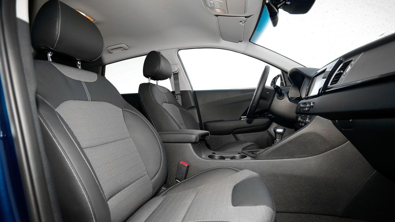 Duelo SUV Kia Niro – Kia Sportage: qué me conviene ¿Hibrido o Diesel?