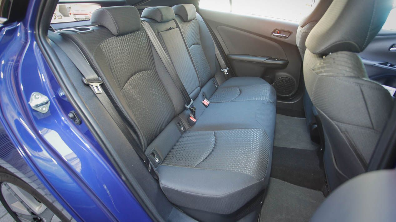 Toyota Prius y Volkswagen Golf GTE, coches para entendidos