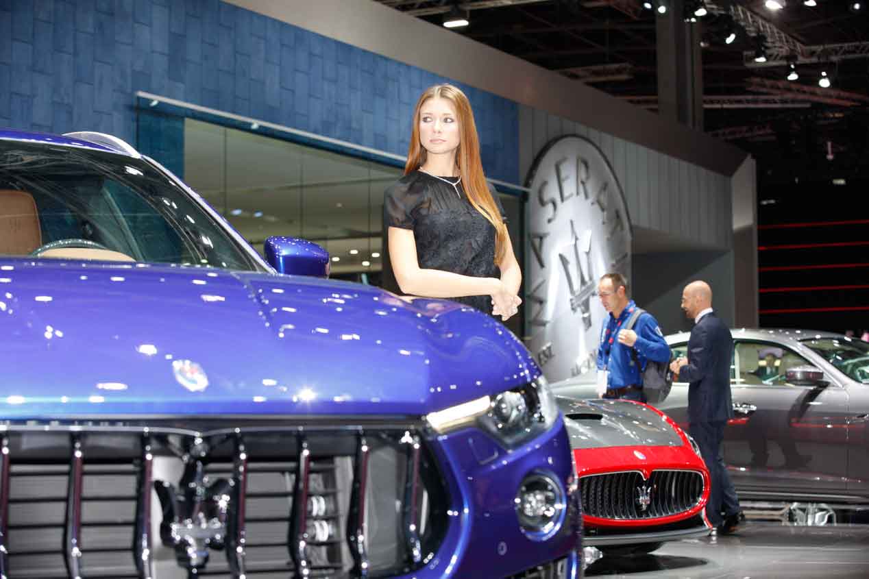 Las chicas del Salón de París 2016
