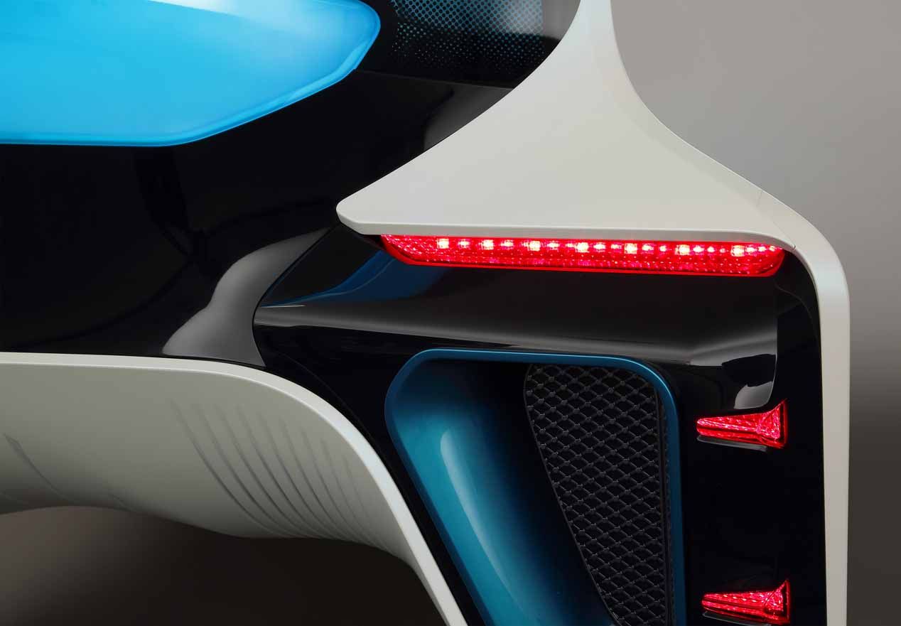El Toyota FCV Plus, da más que llevarte en coche