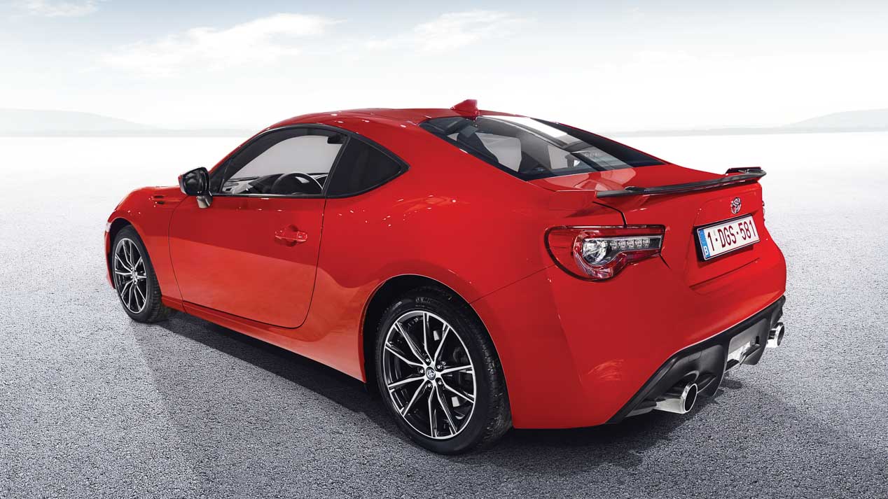 Toyota GT86 2017 ya la la venta en renovado coupé bóxer de Toyota