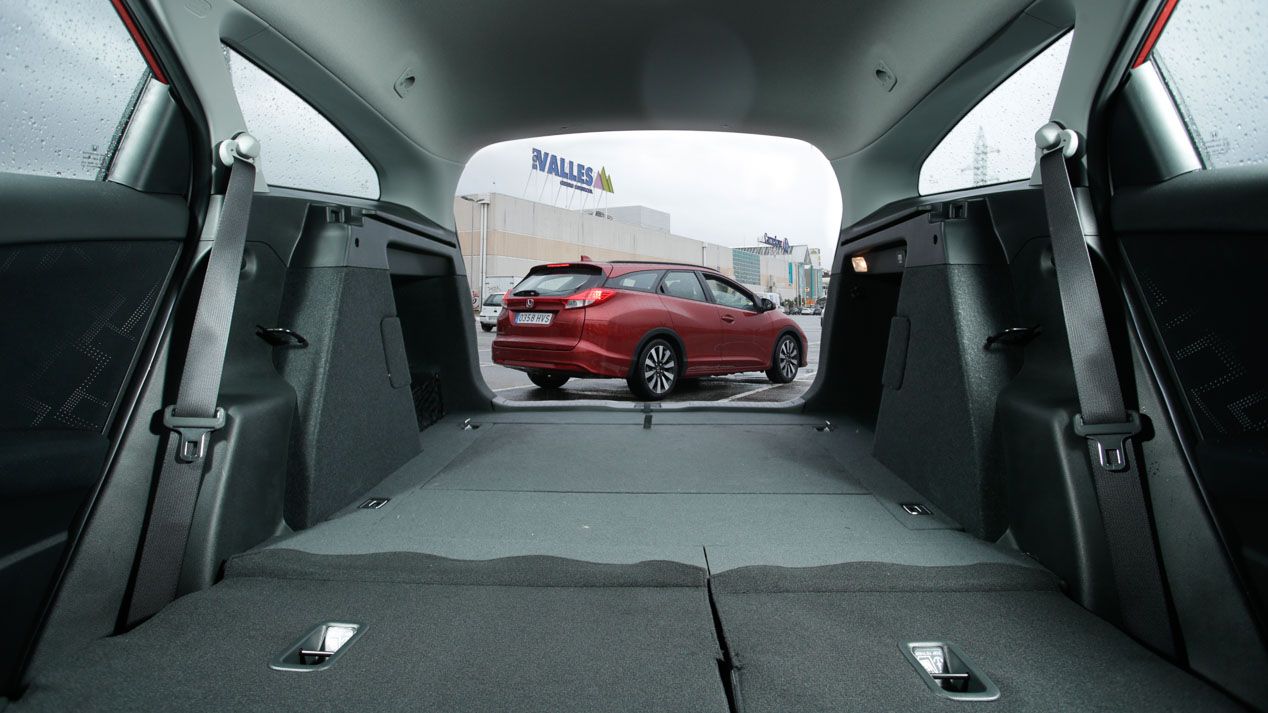 Los coches compactos familiares con más maletero
