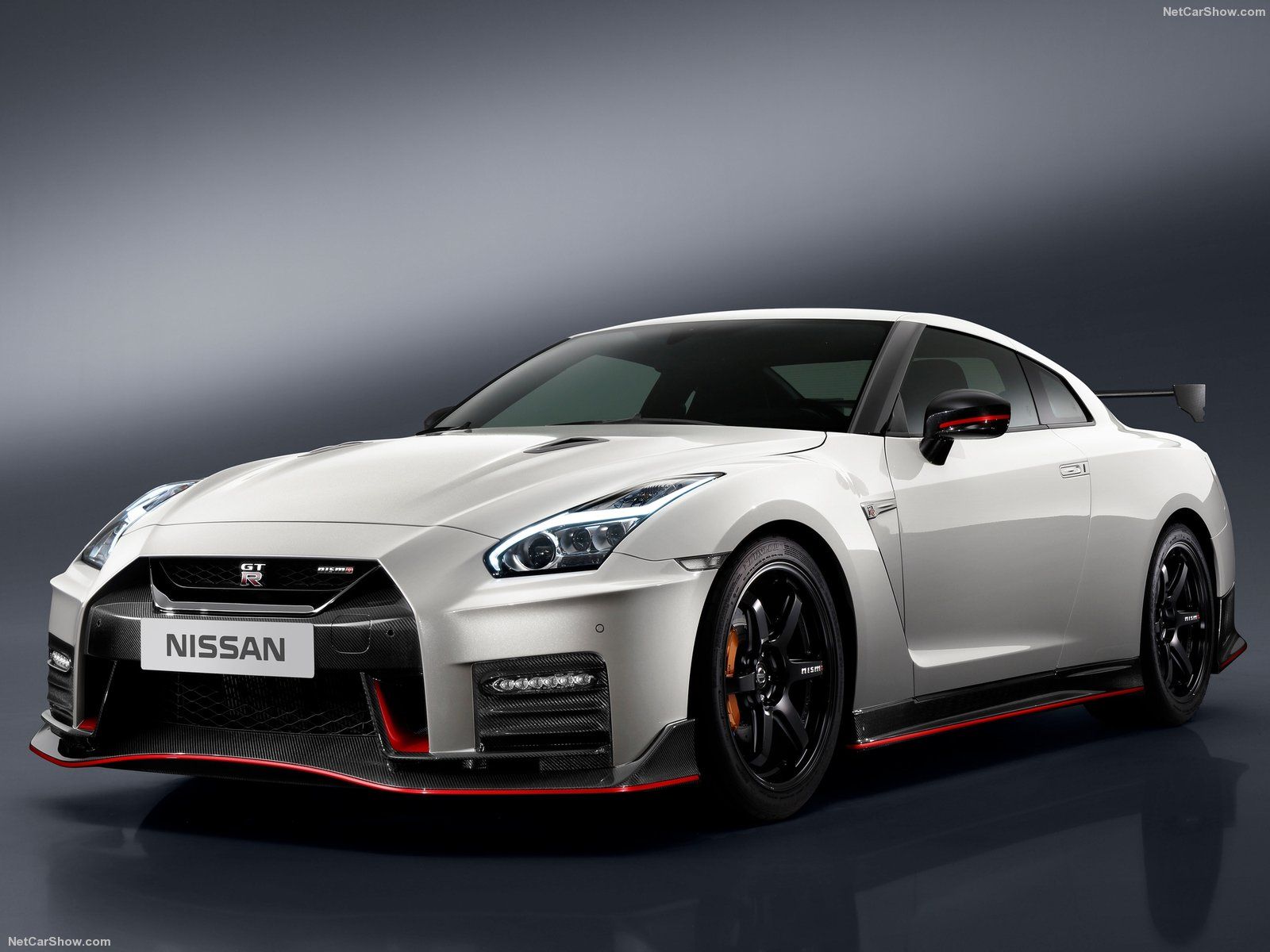 Nissan GT-R Nismo 2017, a la venta en noviembre