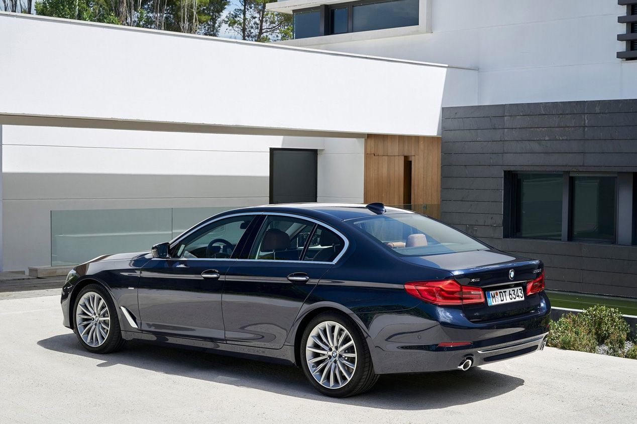 BMW Serie 5 2017: las fotos de uno de los coches más tecnológicos del momento