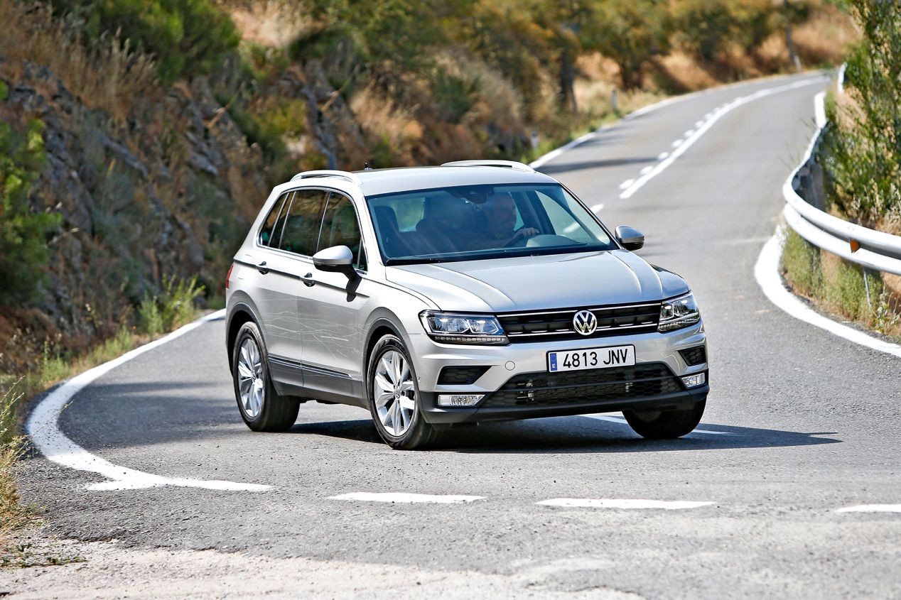 VW Tiguan 2.0 TDI 150 4x2 y Toyota RAV4 150D 4x2