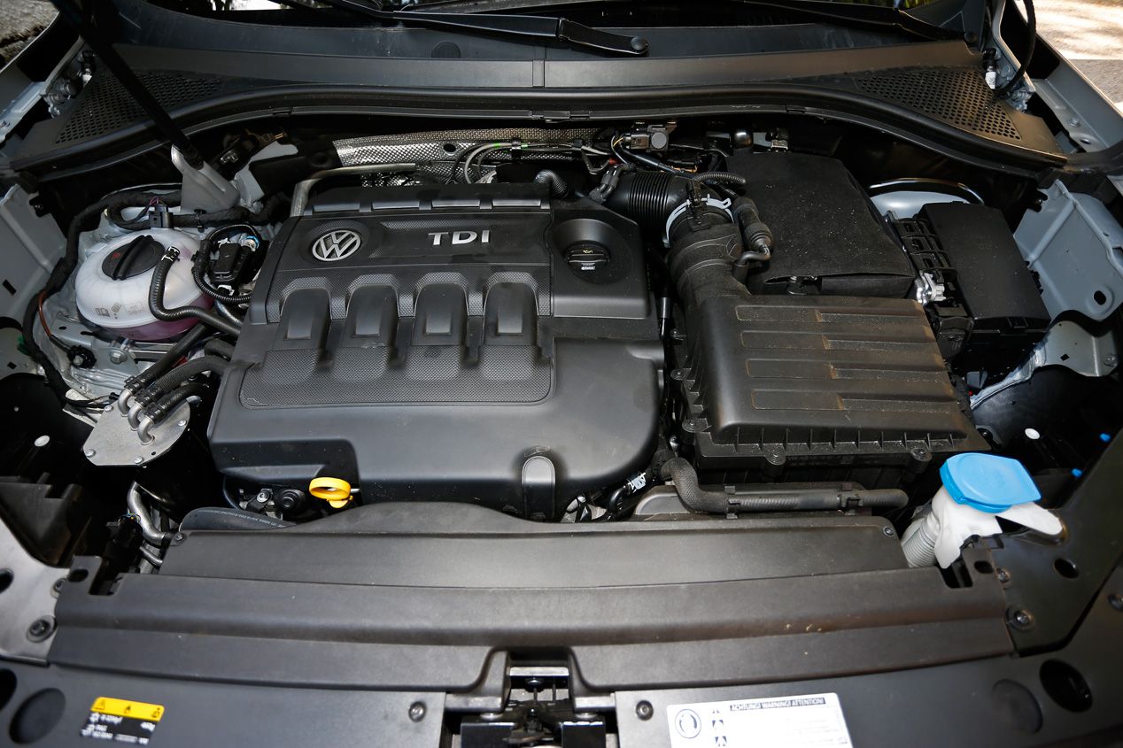 VW Tiguan 2.0 TDI 150 4x2 y Toyota RAV4 150D 4x2
