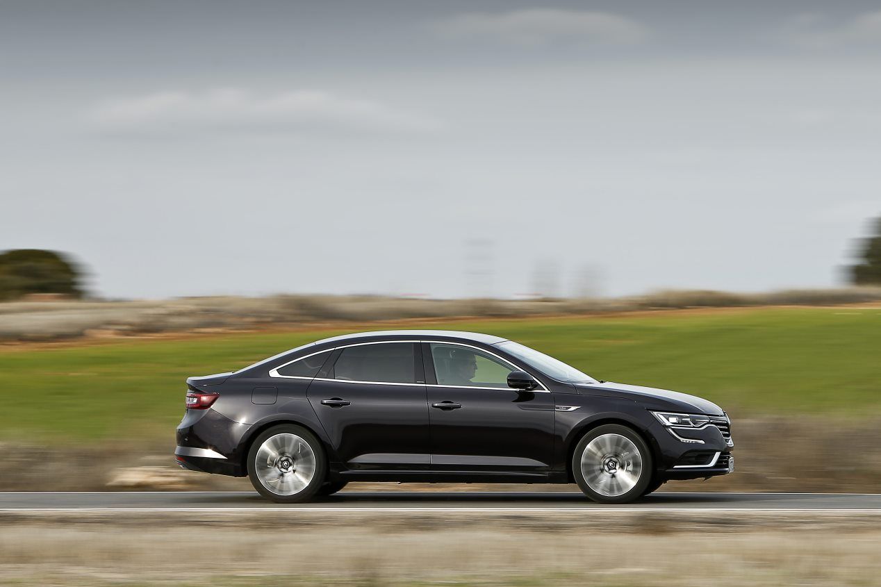Alfa Romeo Giulia 2.2 Diesel vs Renault Talisman 1.6 dCi Twin Turbo