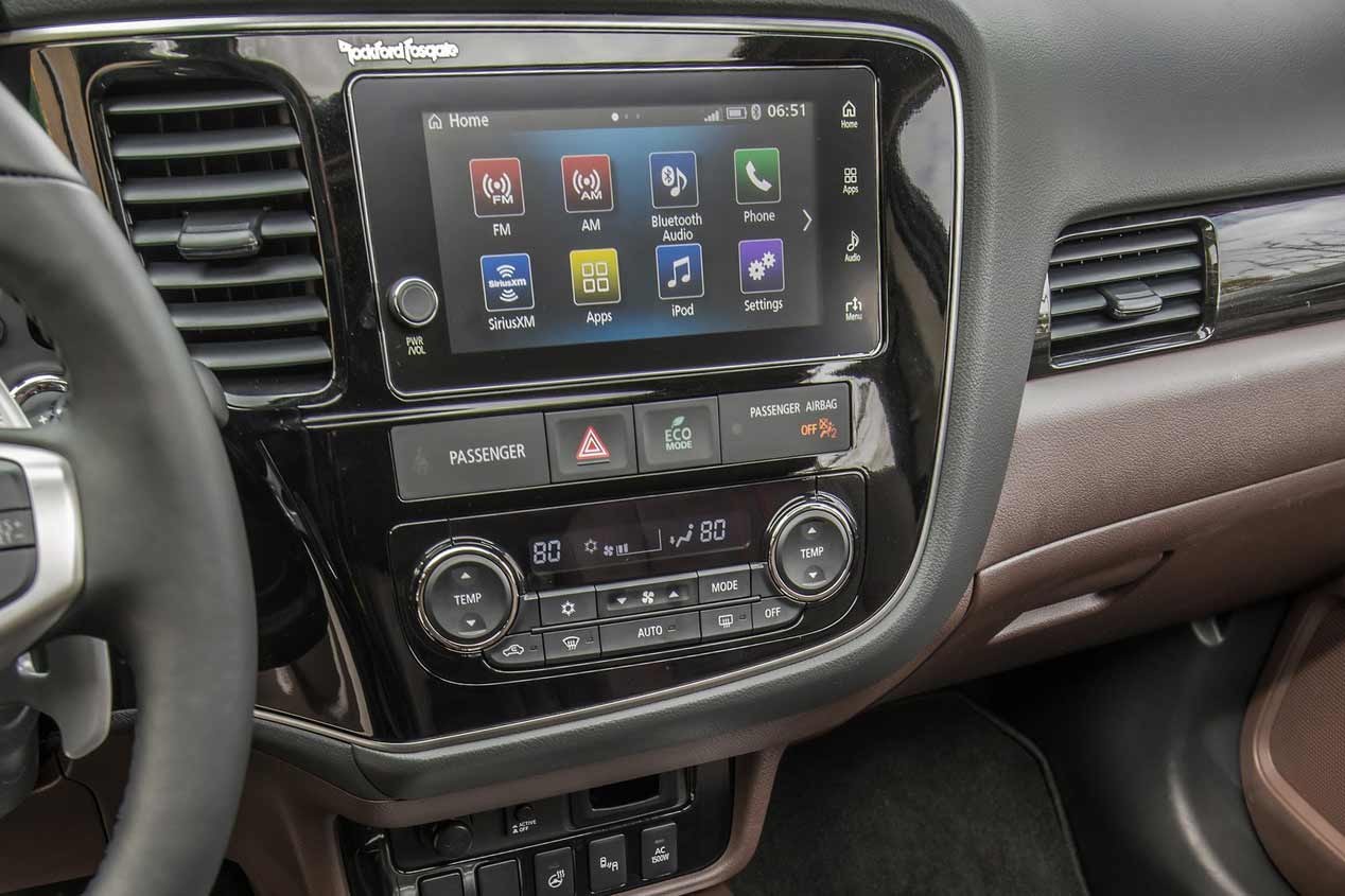 Mitsubishi Outlander PHEV 2017, sus mejores imágenes