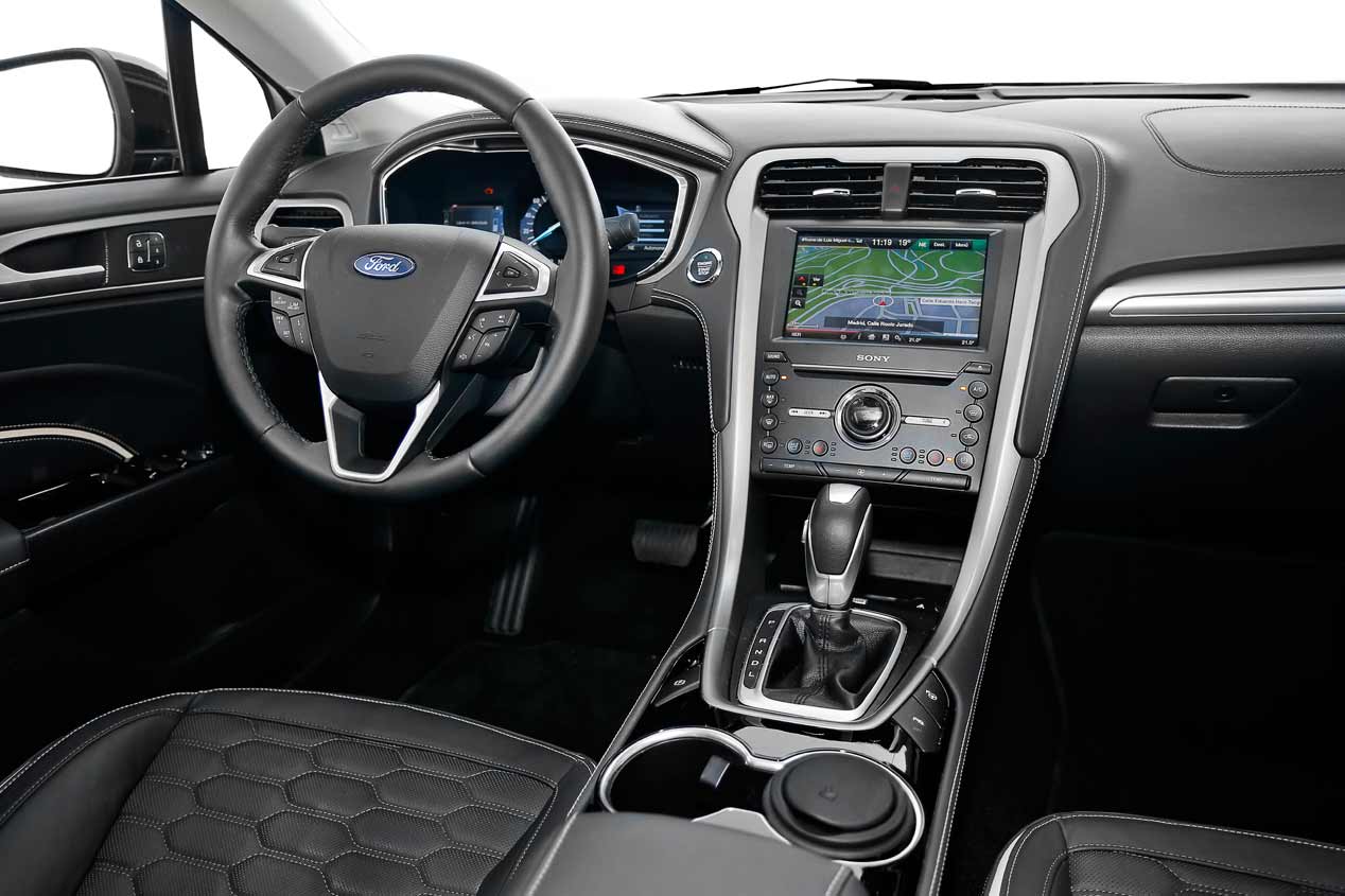 Prueba del nuevo Ford Mondeo HEV híbrido, en fotos
