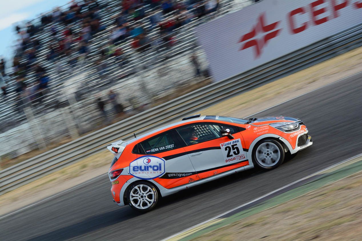 CER Y Nacional GT 2016: la cita de octubre en el Circuito del Jarama