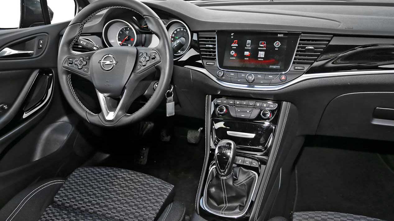 Opel Astra 1.4 Turbo & Seat León 1.4