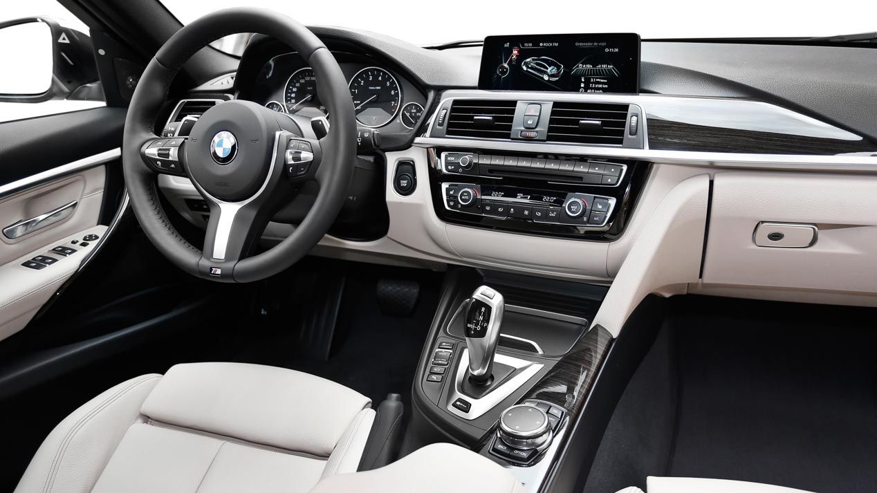 Probamos el nuevo BMW 330e, un Serie 3 muy especial